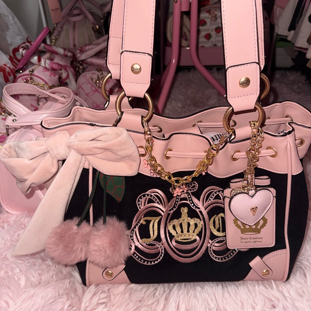 Juicy Couture Pink and Black dreamer Shoulder Bag